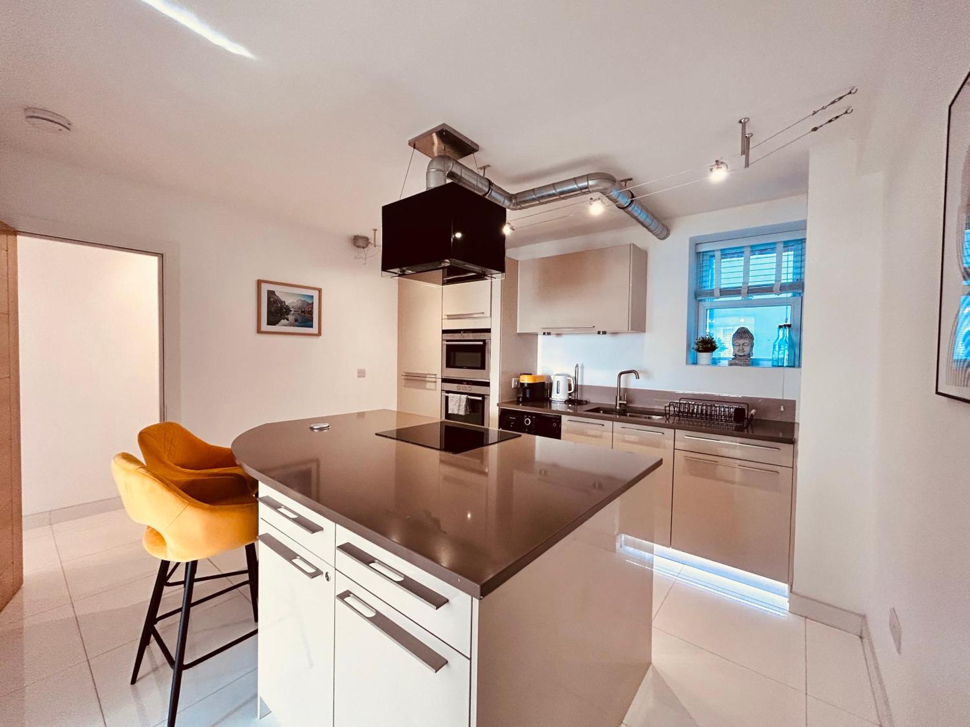Stunning Spacious B.Apt. Slps.4 London Ngoại thất bức ảnh