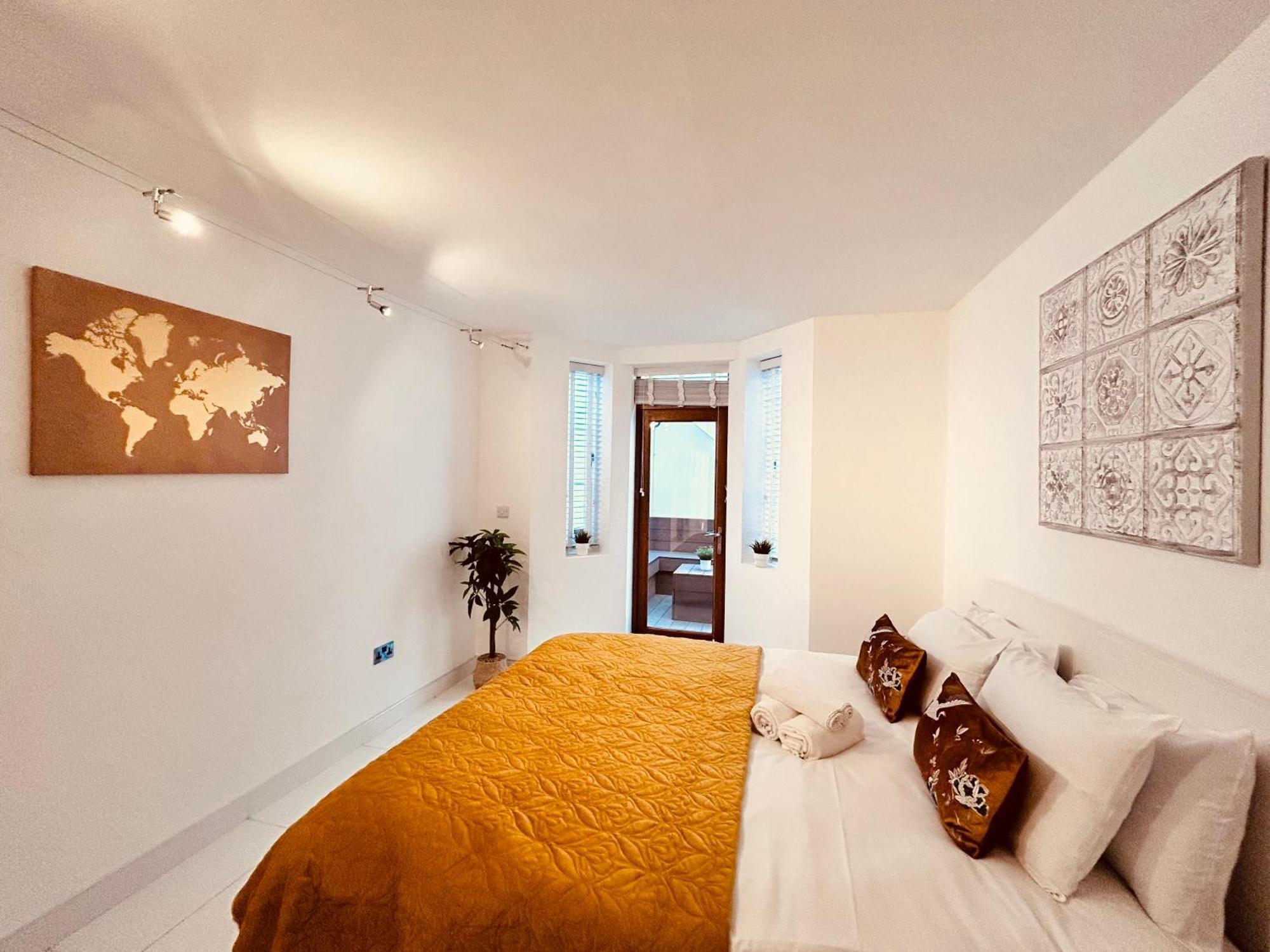 Stunning Spacious B.Apt. Slps.4 London Ngoại thất bức ảnh