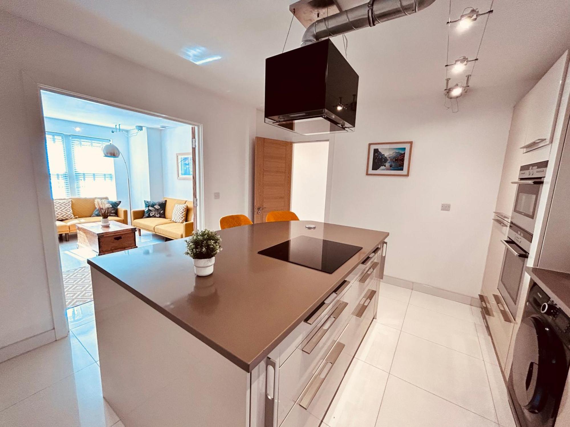 Stunning Spacious B.Apt. Slps.4 London Ngoại thất bức ảnh